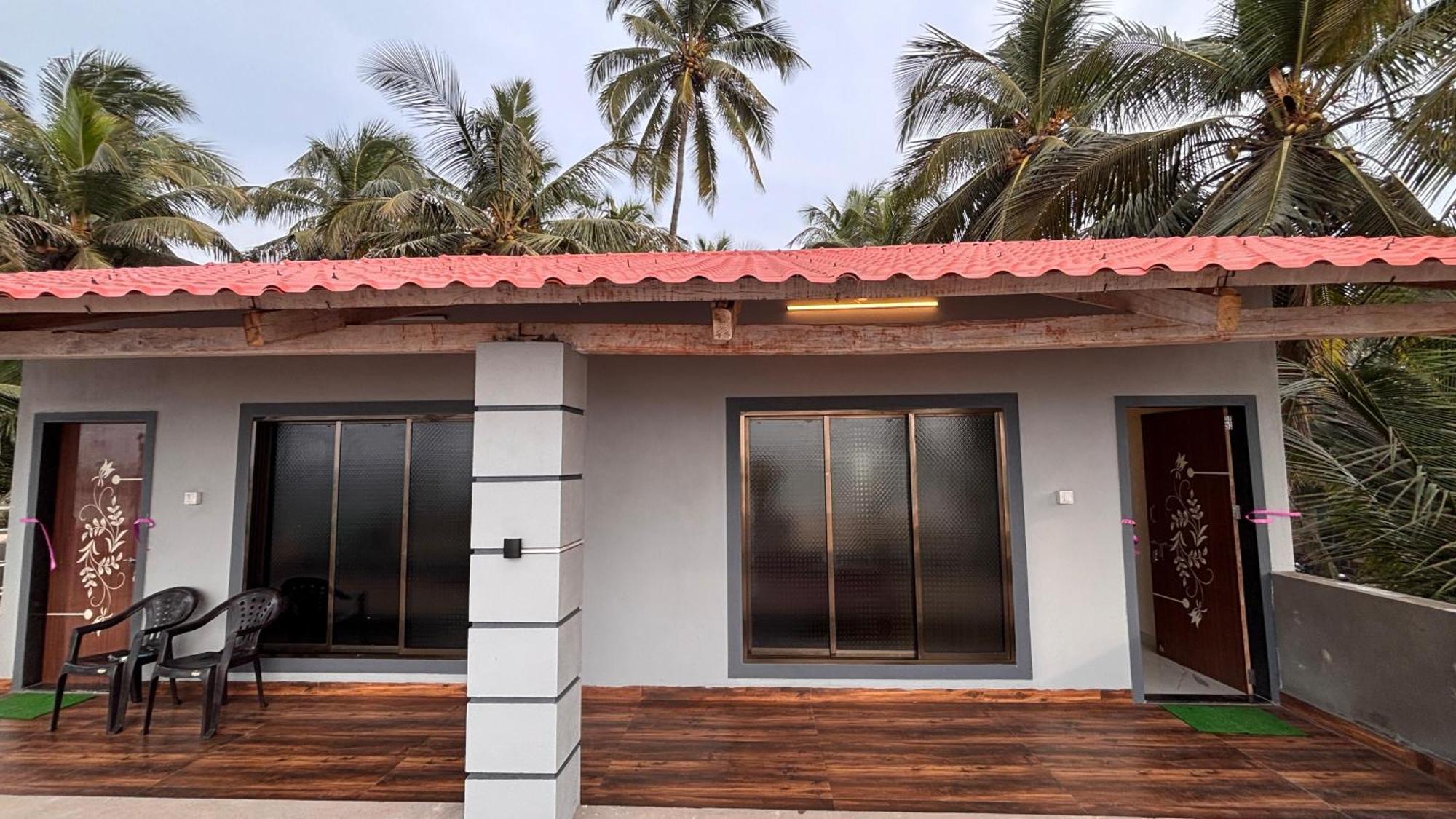 Velankanni Beach Resort Mālvan Exterior foto